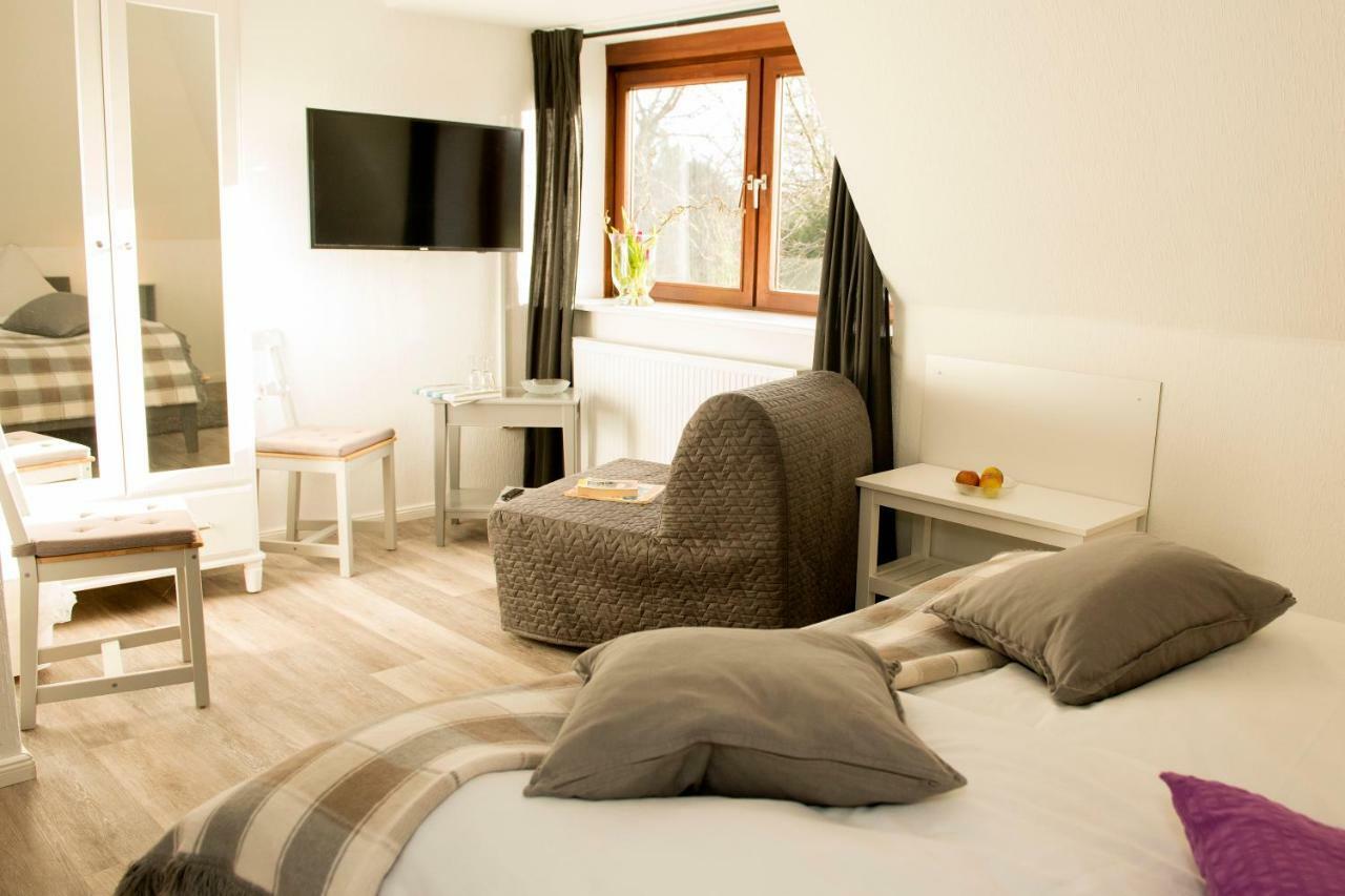 Landgasthof Kasch - Hotel Und Restaurant Маленте Екстериор снимка